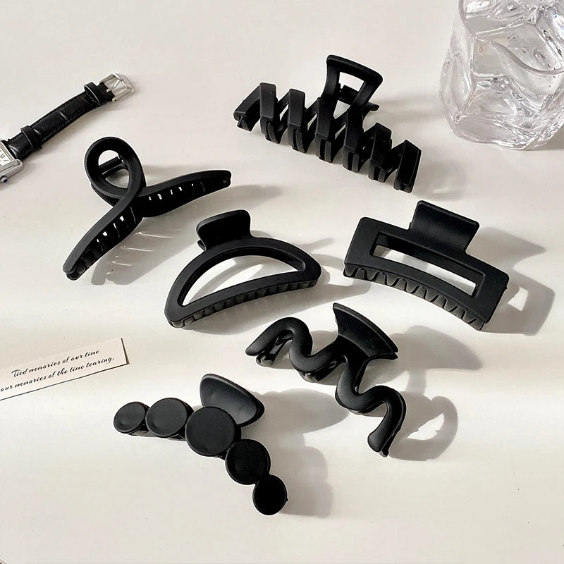 🖤 Noir Éclat – The Beauty in Black