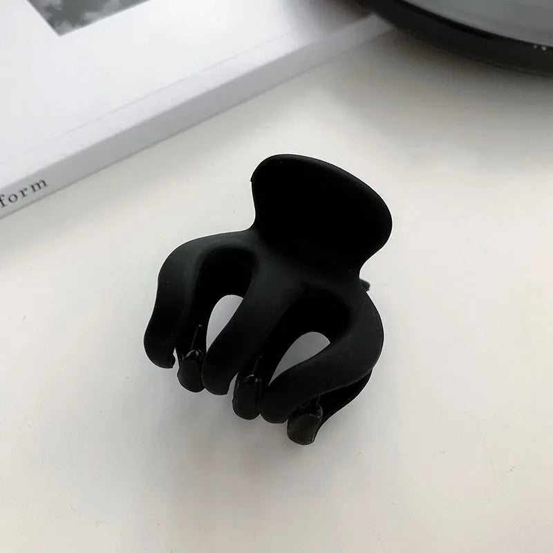🖤 Noir Éclat – The Beauty in Black