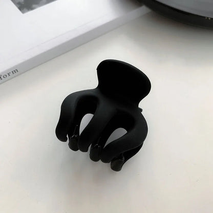 🖤 Noir Éclat – The Beauty in Black