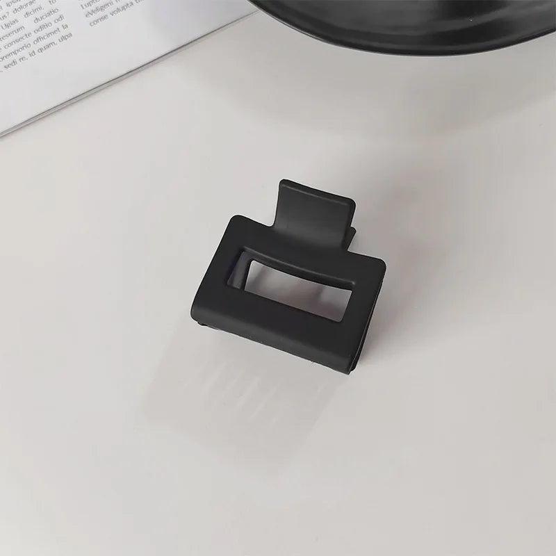 🖤 Noir Éclat – The Beauty in Black