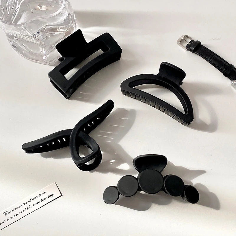 🖤 Noir Éclat – The Beauty in Black
